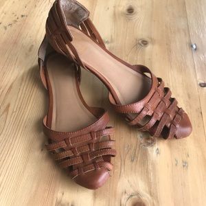 Dolce Vita 8 brown huarache sandals